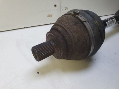 Полуось, піввісь передня ліва VW 3C0407271AJ VAG Фольксваген
