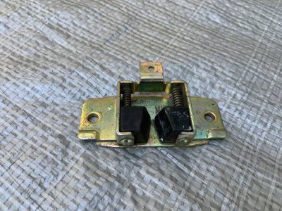 Направляюча задньої ляди VW T4 701829721C, 701829721A VAG Фольксваген Т4