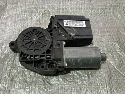 Механизм, моторчик стеклоподъемника передней левой двери VW T5 7H1959801 VAG Фольксваген Т5