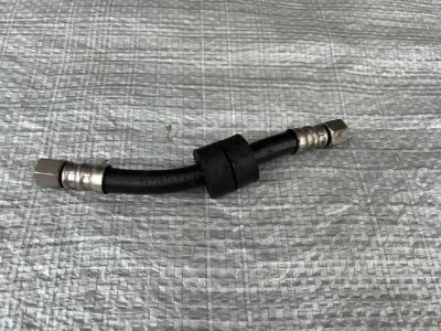 Трубка паливна від ТНВД до паливної рейки 2.5TDI  070127511C VAG Фольксваген Т5