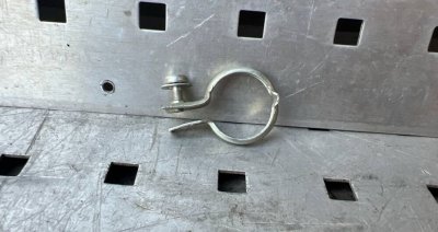 Хомут трубок радіатора пічки 2000-2010 46722924 Фіат Добло