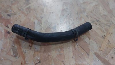 Патрубок системи охолодження 2.5 TDI 076121096 VAG Фольксваген Крафтер 2006+