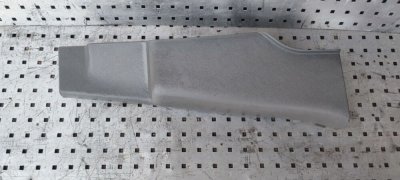 Накладка стійки внутрішня права нижня частина сіра 2008+ 8200421070 Рено Кенго 2