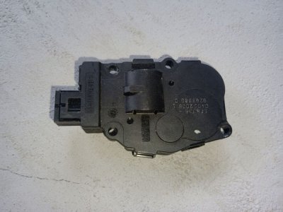 Привід заслонки пічки 3' E90 LCI  2.0 дизель N47 2005-2013 седан 64119319037, 410475520 БМВ, BMW