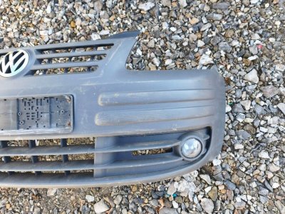 Бампер передній в зборі, з ПТФ, протимунками VW 2K0807221 VAG Фольксваген Кадді-3