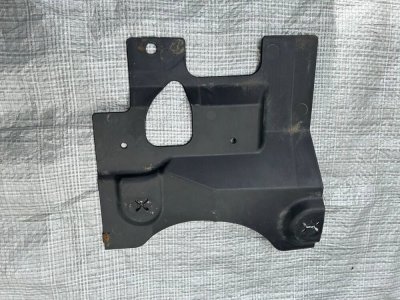 Захист днища кузова задній лівий VW T5 7H0825191 VAG Фольксваген Т5