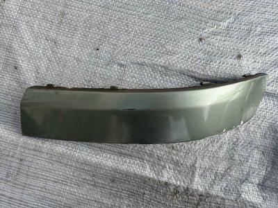Накладка в кольорі, молдинг переднього бамперу ліва VW T5  7H0807717 VAG Фольксваген Т5