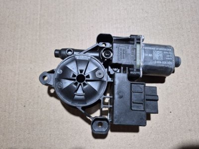 Моторчик склопідйомника задній правий 5Q0959408E VAG Фольксваген