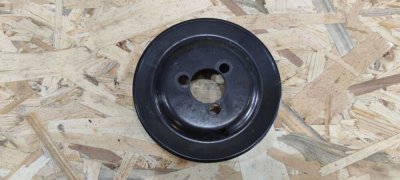 Шків помпи, водяного насосу 1.4 TSI 03D121028B VAG Фольксваген Гольф