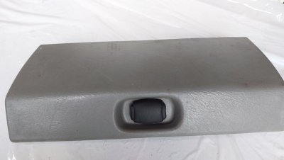 Кришка бардачка 7701065006 Рено Трафік, Опель Віваро, Ніссан Прімастар