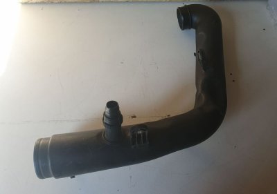 Патрубок від повітряного фільтра до турбіни 1K0129654AD VAG Фольксваген