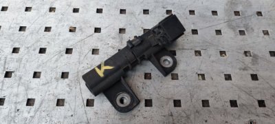 Кронштейн паливної трубки 1997-2007 1.5DCI 8200052310 Рено Кенго 1