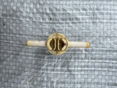 Штуцер(клапан) обратки паливного фільтру T4 191127247A VAG Фольксваген Т4
