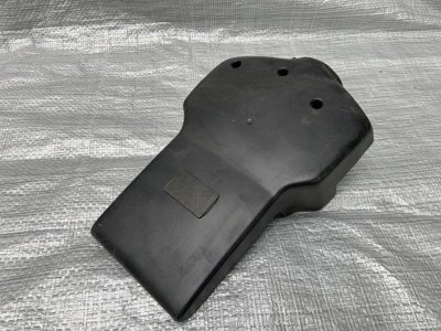 Кожух рульової колонки, пластик навкруг керма, нижній VW T4 7D1858559C, 7D1858559B VAG Фольксваген Т4