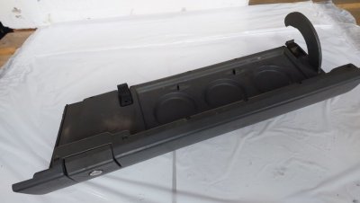 Кришка бардачка Volkswagen LT A9016800098 1996-2006 Фольксваген ЛТ