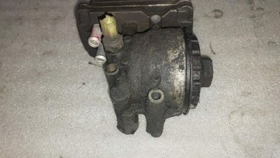 Корпус масляного фільтра без кришки і теплообмінника 2.0 2000-2006 1C1Q68624AB Форд Транзит