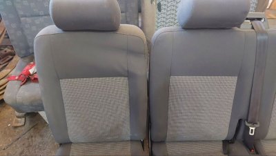 Сидіння другий ряд Caravelle  Каравела Мультиван VW T5 рестайл(колір і стан уточнювати) 2009-2014 m1000201231r, m1000201231l VAG Фольксваген Т5-7