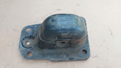 Накладка, захист опори заднього лівого ричага 1K0501475 VAG Фольксваген Гольф