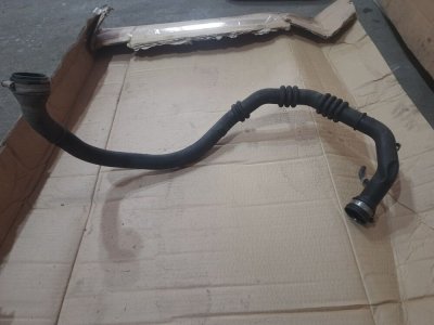 Патрубок інтеркулера 1.5 DCI 8200290500 Рено Кенго 1