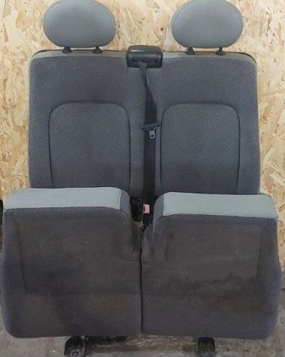 Сидіння праве подвійне з відкидним низом з бардачком та сумками(колір і стан уточнювати) 2003-2010 7701058565, 7701205636, 7701058563, 7701063110, 7701063112 Рено Мастер 2, Опель Мовано, Ніссан Інтерстар-1