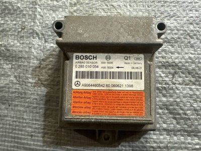 Блок керування подушками безпеки AIRBAG 2006+ 906 0285010054, A9064460542 Мерседес Спрінтер, Фольксваген Крафтер