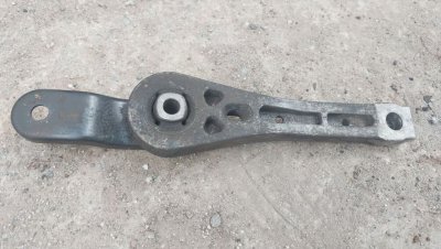 Подушка, опора двигуна нижня задня 2.0 TFSI 2005-2015 1K0199855L VAG Сеат Алтеа XL