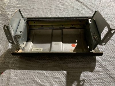 Кришка, накладка подушки безпеки пасажира, правої AirBag VW T4 1990+ 7D1880200 Фольксваген Т4
