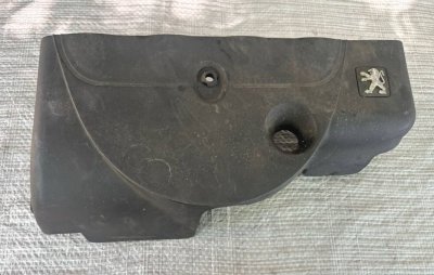 Накладка мотора, двигуна декоративна 1.9D 9626788480 Сітроен Берлінго, Пежо Партнер