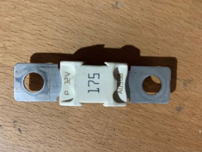 Запобіжник силовий 175А 8200351006 Рено Трафік, Опель Віваро, Ніссан Прімастар, Рено Мастер 2, Опель Мовано, Ніссан Інтерстар