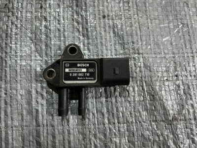 Датчик тиску вихлопних газів VW T5 0281002710 VAG Фольксваген Т5