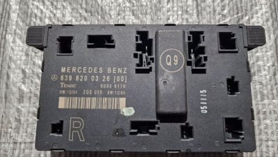 Блок управления передними правыми дверями 2003–2010 A6398200326 639 Mercedes Vito