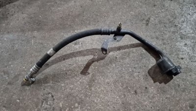 Трубка кондиціонера від компресора до випаровувача 2.2CDI OM 646 A6398300215 639 Мерседес Віто