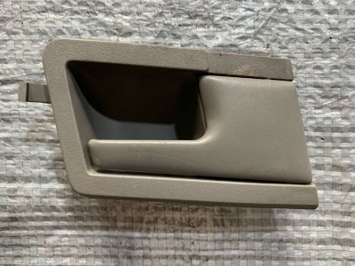 Ручка внутрішня сіра передніх правих дверей VW T4 701837020A, 7D0837020A, 7D0837020B VAG Фольксваген Т4