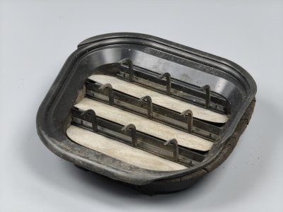 Дефлектор, решетка вентиляции багажника 2003–2010 1T0819465C VAG Volkswagen Touran