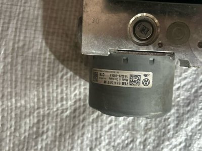Блок АБС, ABS VW T5 7E0614517M, 7E0907379P VAG Фольксваген Т5-4