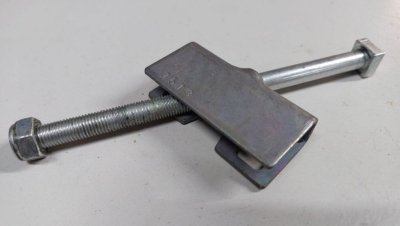 Болт регулювання натягу ручного тормозу, гальм 2012+ 8200302853 W415 Рено Кенго 2,3, Мерседес Сітан