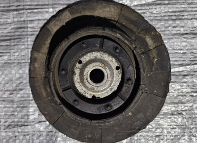 Опора амортизатора переднього VW t5 2003-2015 7E0412331 Фольксваген Т5