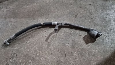 Трубка кондиціонера від компресора до випаровувача 2.2CDI OM646 A6398307115 639 Мерседес Віто