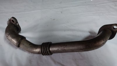 Трубка EGR, ЕГР 2.5 (клапан EGR - ГБЦ) 8200269649 Рено Трафік, Опель Віваро, Ніссан Прімастар