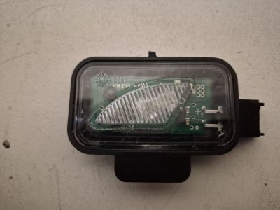 Ліхтар, фонар освітлення дзеркала правий 3G0945292A VAG Фольксваген Пассат Б8