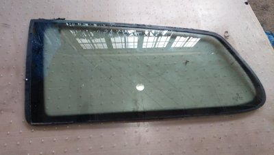 Скло бокове заднє ліве, без хрому, універсал 43R000261, 3AF845297ADNVB VAG Фольксваген Пассат B7