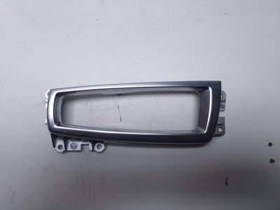Накладка куліси АКПП хром 2010-2017 61319189064 BMW 5 F11