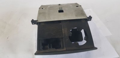 Попільничка A9016800050 2000-2006 Мерседес Спрінтер 903-1
