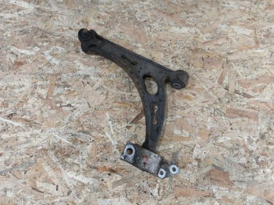 Ричаг передній лівий VW 1K0407151AA VAG Фольксваген Кадді