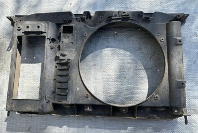 Дифузор радіатора охолодження 2008-2012 9682720480 B9 Сітроен Берлінго, Пежо Партнер