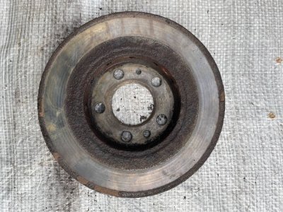 Диск тормозний, гальмівний передній 1J0615301 Фольксваген Гольф 4