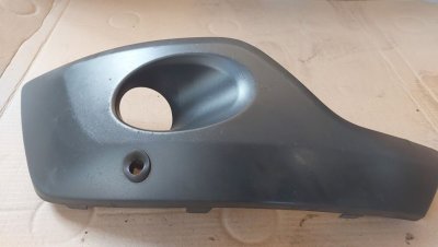 Накладка переднього бампера права Ford Transit Custom 12+ Ford Transit 14+ BK21R19952B Форд Транзит Кастом