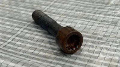 Болт кріплення півосі 1990-2003 N10527901 VAG Фольксваген Транспортер Т4