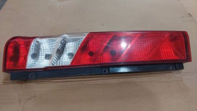 Ліхтар задній лівий E6 5801523220 Івеко Iveco-1