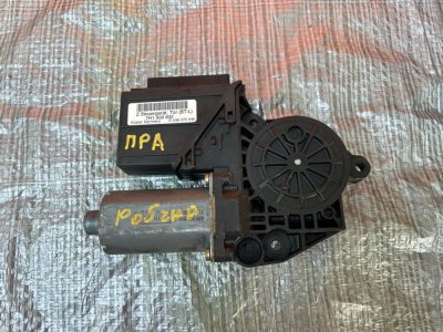 Механизм, моторчик стеклоподъемника передней правой двери VW T5 7H1959802 VAG Фольксваген Т5